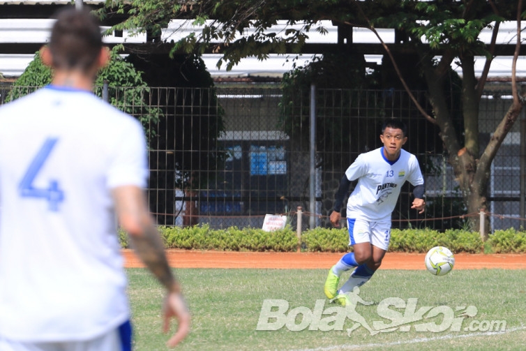 Luis Milla Tidak Pernah Berubah di Timnas atau Persib