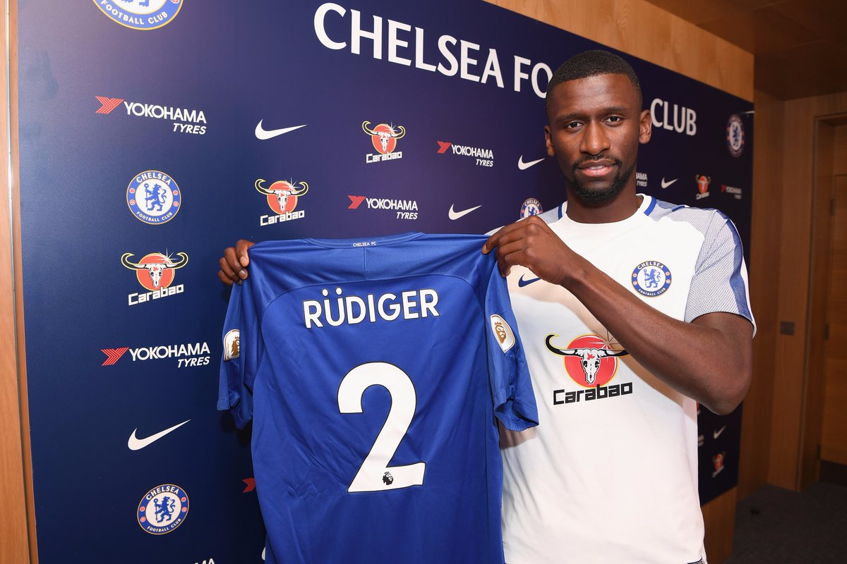 Antonio Rudiger Resmi Merapat ke Chelsea