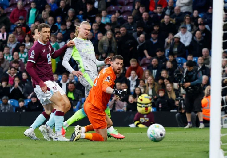 Hasil Pertandingan: Manchester City ke Puncak Klasemen, Barcelona Menjauh dari Real Madrid