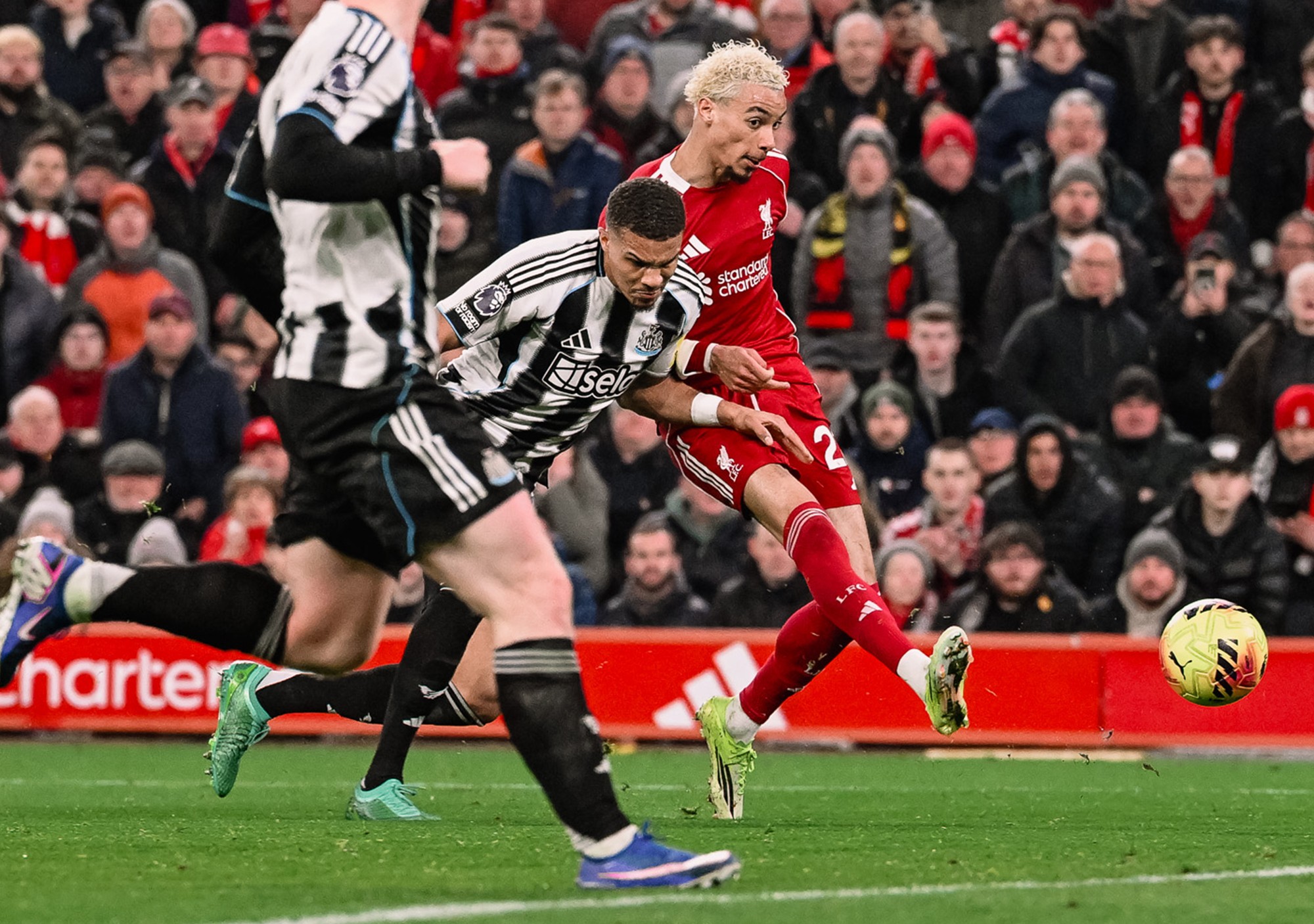 Hasil Pertandingan: Barcelona dan Liverpool Petik Tiga Poin, Chelsea Comeback Dramatis