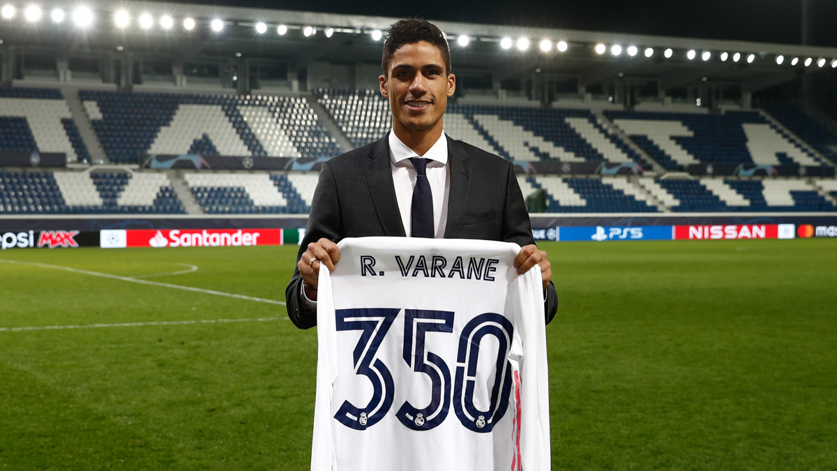 Tak Bertepuk Sebelah Tangan, Varane Juga Menyukai Man United