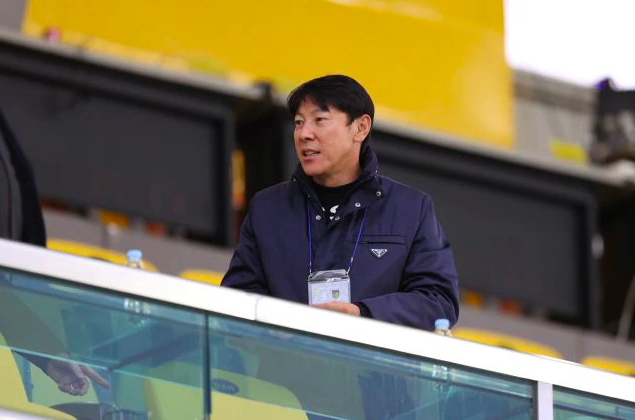 Shin Tae-yong Cek Langsung Asnawi di Ansan Greeners, Anaknya Bikin Senang
