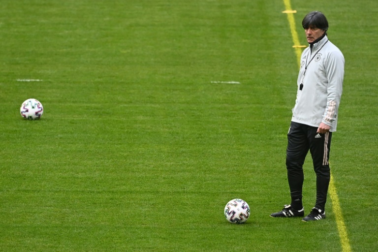 Xavi Ingin Jodohkan Barcelona dengan Joachim Low