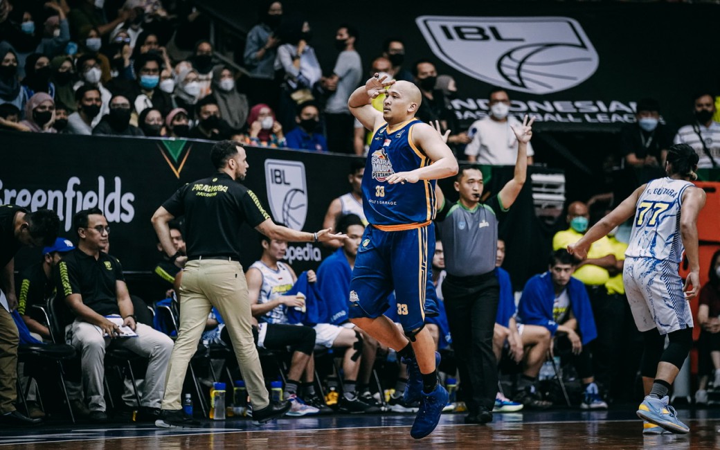 IBL: Duel Tim Jakarta di Kota Kembang