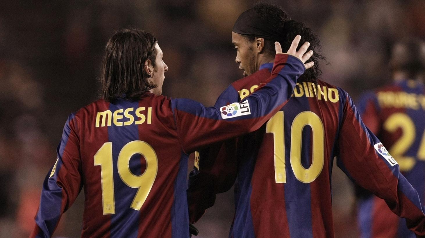 Ronaldinho Enggan Akui Lionel Messi sebagai GOAT
