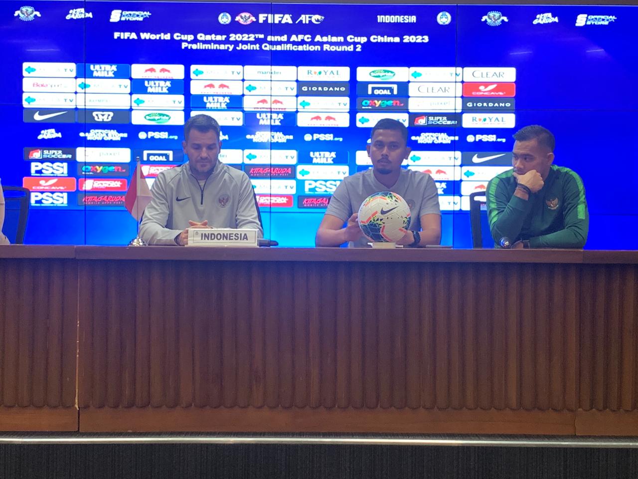 Simon McMenemy Yakin SUGBK akan Bertuah saat Timnas Indonesia Vs Malaysia
