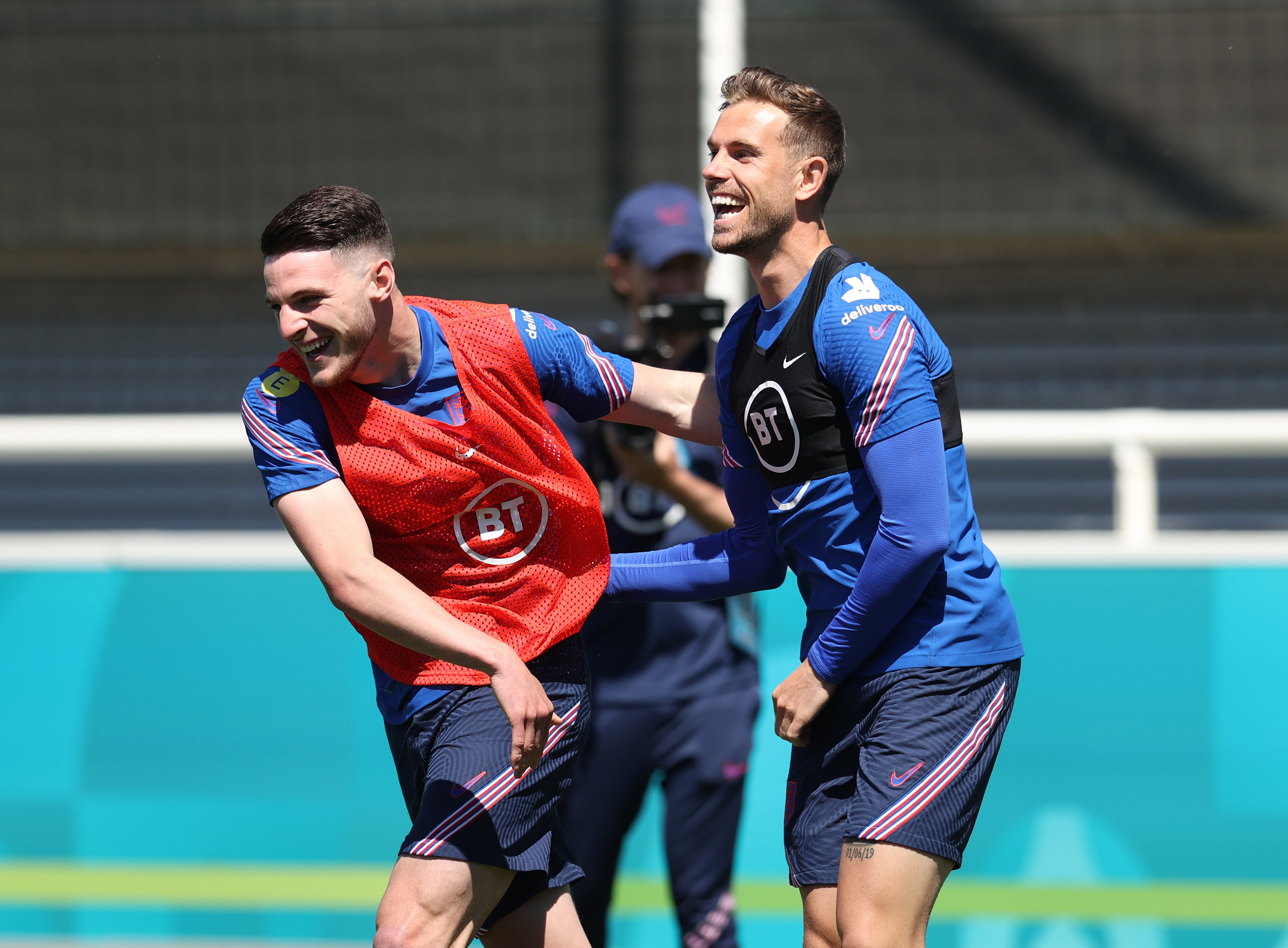 Declan Rice Nazar Minum Bir jika Inggris Juara Piala Eropa 2020