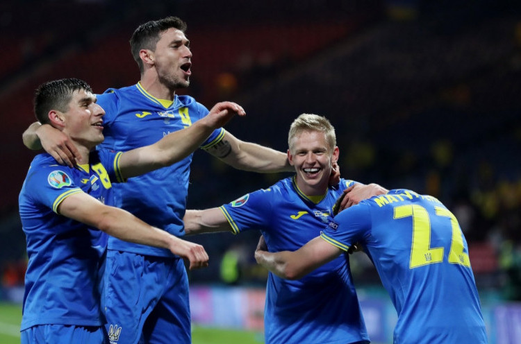 Piala Eropa 2020 - Swedia 1-2 Ukraina: Zhovto-Blakytni Tantang Inggris