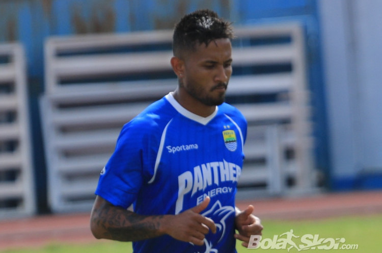 Robert Alberts Komentari Penampilan Moncer Wander Luiz di Persib Bandung