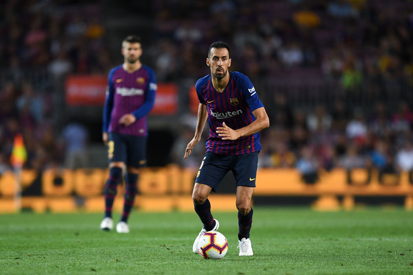 Barcelona Segera Menaikkan Gaji Sergio Busquets