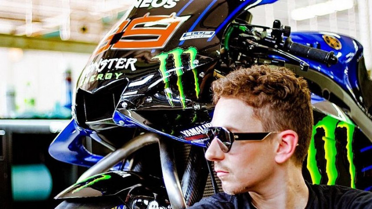 Jorge Lorenzo Resmi Kembali Membalap