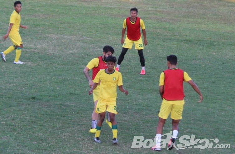 Motivasi Tinggi Dua Penggawa EPA Persebaya di Tim Senior