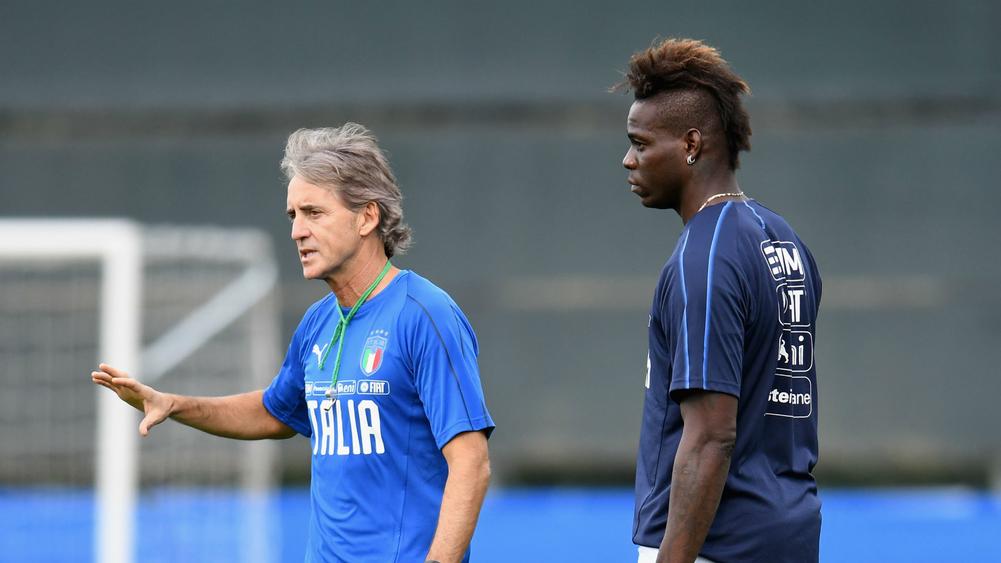 Batal Panggil Balotelli ke Timnas, Mancini Tak Mau Coba-coba