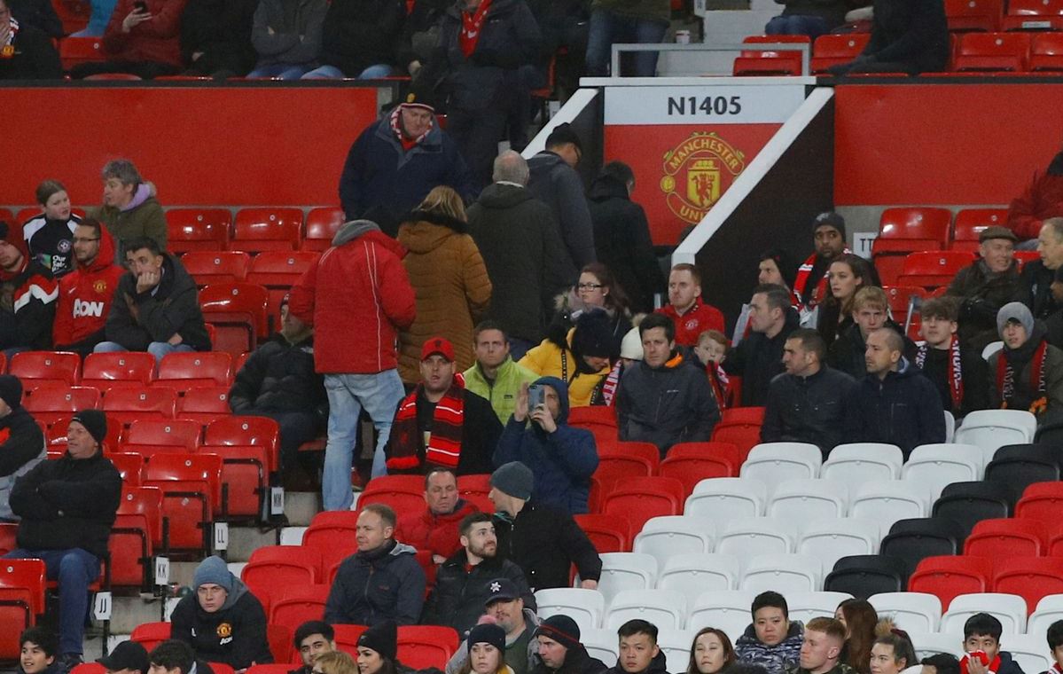 Jelang Lawan Liverpool, Tagar Empty Old Trafford Ramaikan Medsos