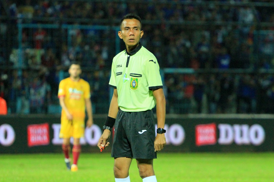 Ironi Wasit di Indonesia Akibat Virus Corona, Kompetisi Terhenti Gaji Berhenti