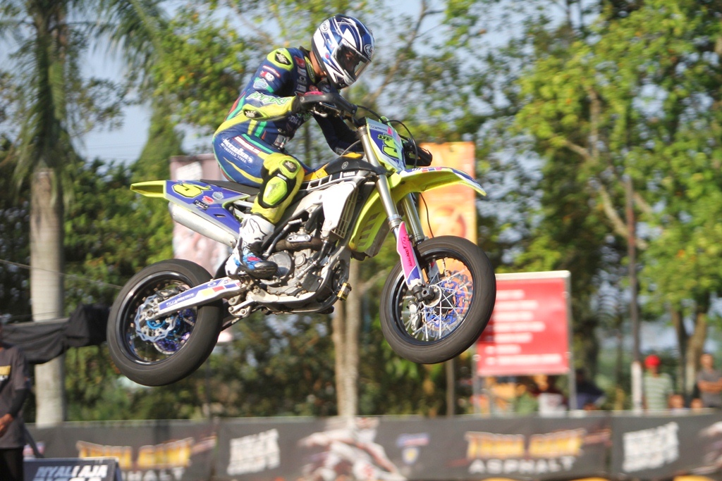 Cerita Doni Tata Gunakan Motor Kapasitas 250 cc di Kelas FFA 450
