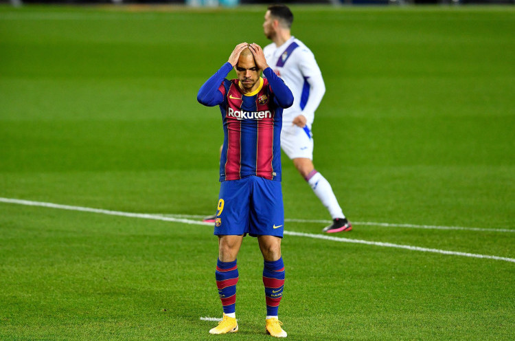 Jika Messi Ingin Pergi, Braithwaite Mati-matian Bertahan di Barcelona