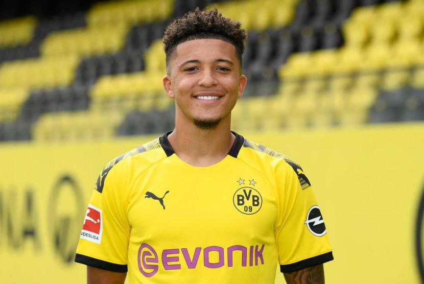 Manchester United Hampir Rampungkan Transfer Jadon Sancho