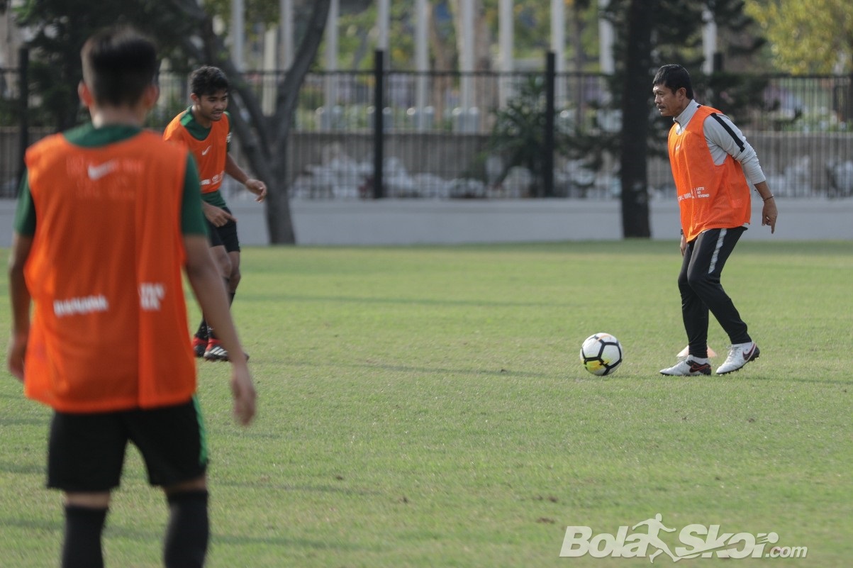 Indra Sjafri Ingin Curi Banyak Ilmu Kepelatihan dari Shin Tae-yong