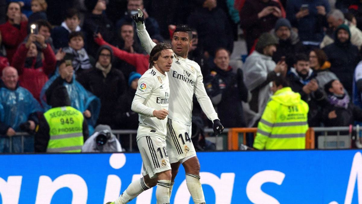 Real Madrid 2-0 Sevilla: Los Blancos Tembus Peringkat Tiga LaLiga