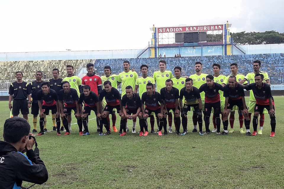 Striker Asing Baru Cetak Gol, Arema FC Menang Telak 7-0 atas Klub Amatir di Laga Uji Coba