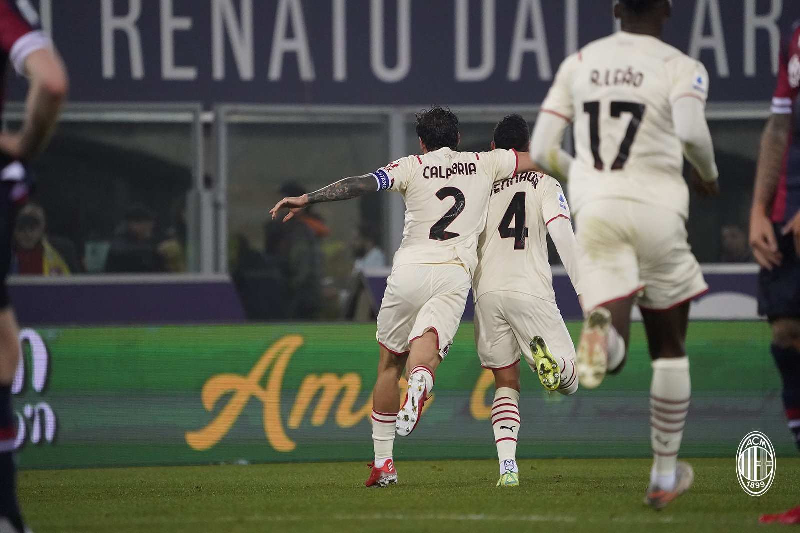 Susah Payah Kalahkan Sembilan Pemain Bologna, Pioli Akui Milan Terlena