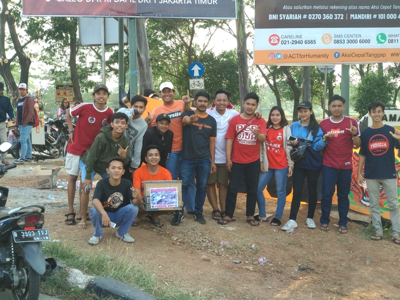 Peduli Palu dan Donggala, Jakmania Galang Aksi Sosial