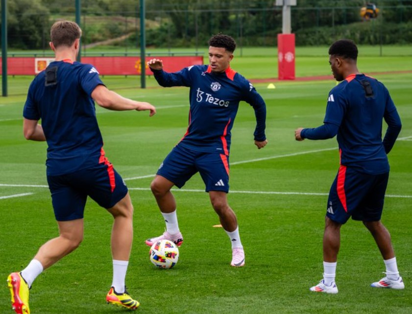 Erik ten Hag: Manchester United Butuh Pemain Bagus Seperti Jadon Sancho