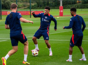 Erik ten Hag: Manchester United Butuh Pemain Bagus Seperti Jadon Sancho