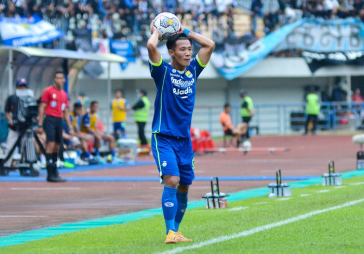 Persib Ungkap Alasan Pinjamkan Henhen Herdiana ke PSM Makassar