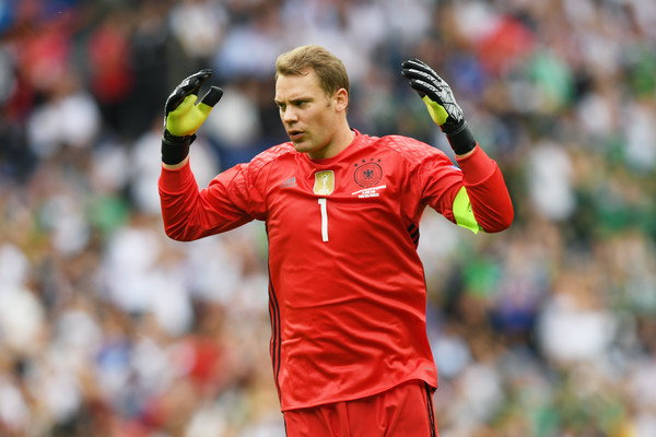 Joachim Low Prediksi Neuer Pulih Bulan Maret 2018