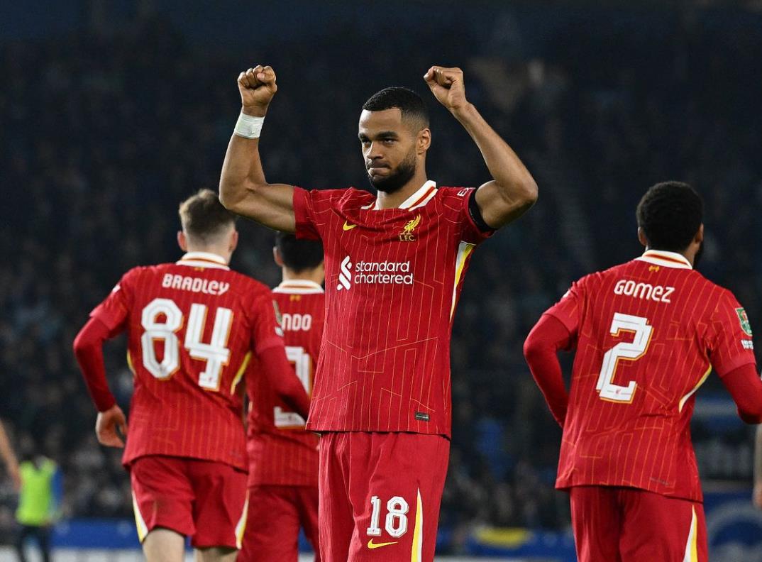 Arne Slot Senang Dibuat Pusing di Liverpool