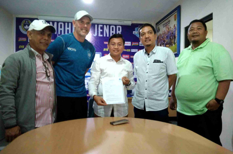 Pelatih Kiper Eks Premier League Inggris Resmi Ikut Tangani PSIS Semarang