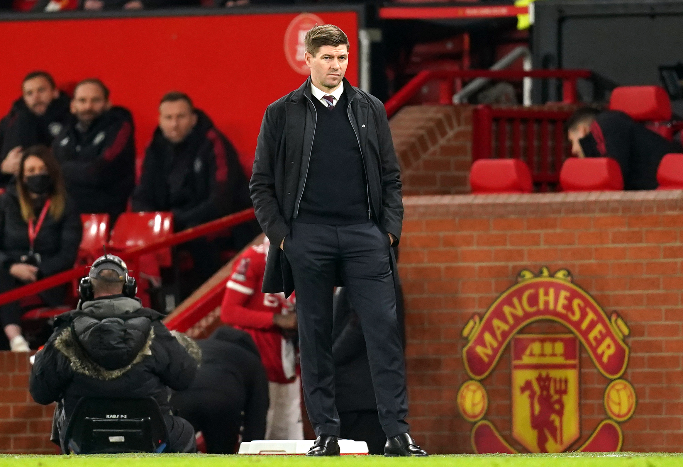 Disambut Cemoohan Suporter Manchester United, Gerrard Justru Merasa Sepi