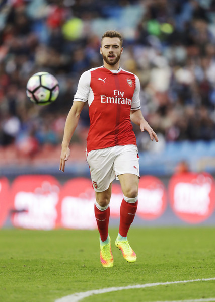 Middlesbrough Pinjam Calum Chambers Dari Arsenal