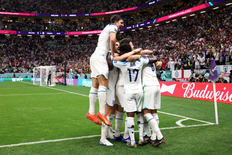 Inggris Bukan 'Football Is Coming Home', tetapi 'Cat Coming Home'
