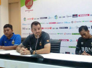 Bhayangkara FC Kalah dari Sriwijaya FC, Simon McMenemy Semprot Wasit