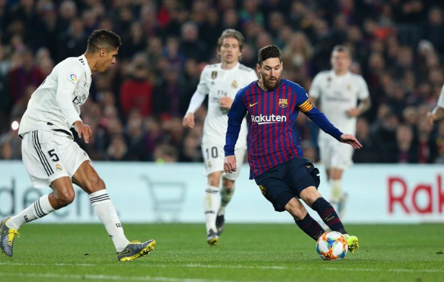 Raphael Varane Beberkan Cara Hentikan Lionel Messi