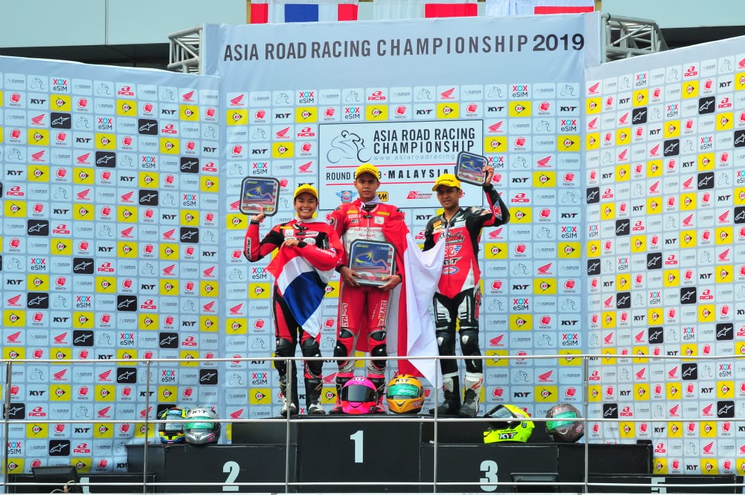 Race 1 ARRC Sepang: Finis Pertama, Irfan Ardiansyah Pimpin Klasemen 