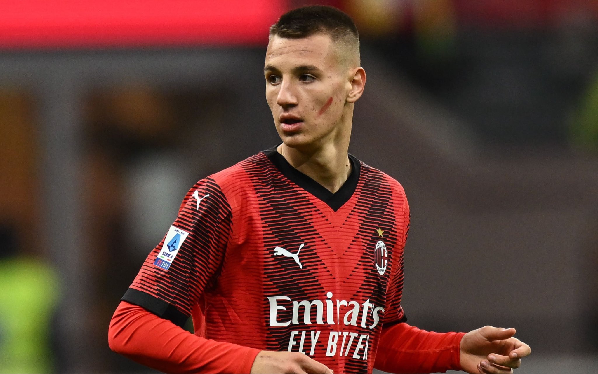 Penyerang Muda Milan Langsung Klarifikasi Usai Nyatakan Diri Tidak Menutup Pintu Gabung Inter