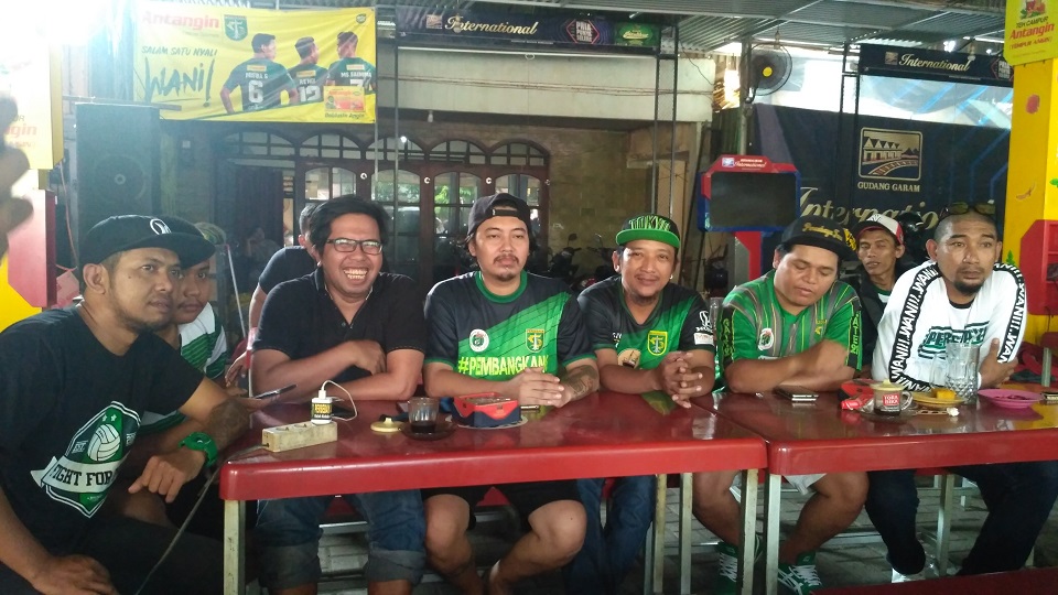 Bonek Tidak Puas soal Jawaban Persebaya tentang Kegagalan Transfer Andik dan Evan Dimas