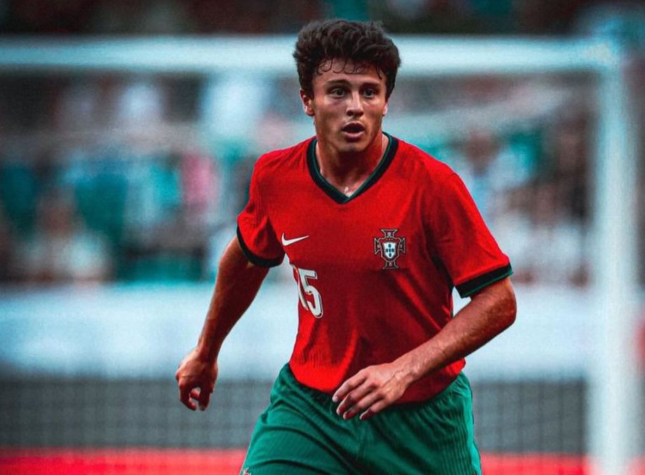Lebih Dekat dengan Joao Neves, Bintang Remaja Kombinasi Moutinho, Xavi, dan Iniesta 