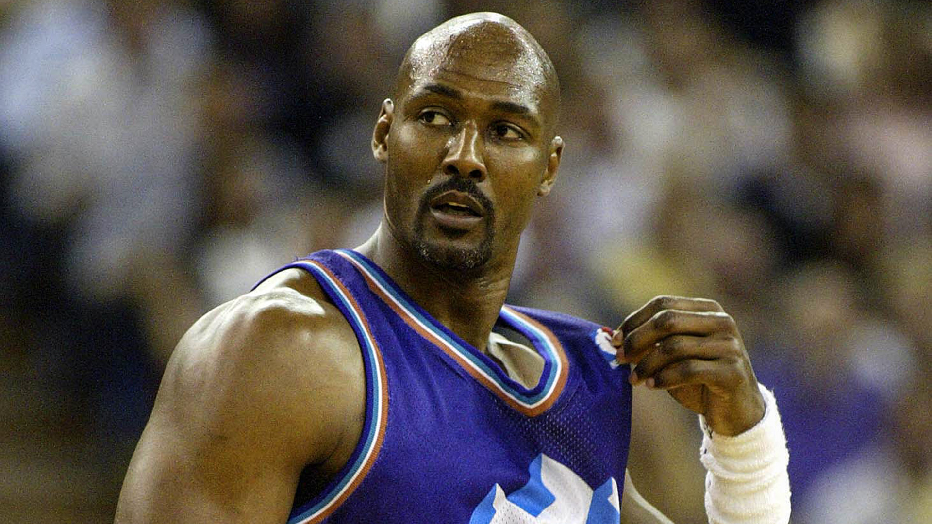 Kisah Kolektor Kartu Basket Bisa Bertemu Karl 'The Mailman' Malone