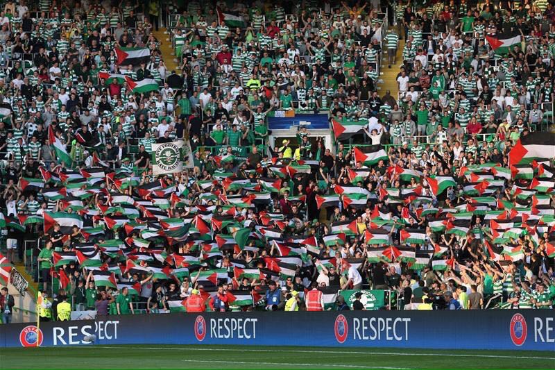 Suporter Celtic Kibarkan Bendera Palestina Saat Hadapi Klub Israel