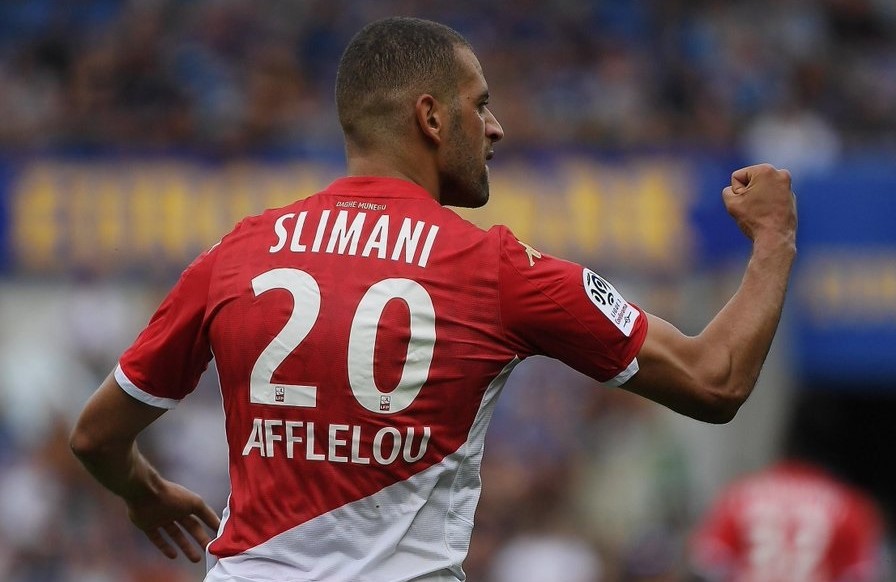 Manchester United dan Tottenham Saling Sikut Berebut Penyerang Senior Algeria