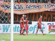 Thomas Doll Tak Ambil Pusing soal Gol Offside Michael Krmencik ke Gawang Arema FC
