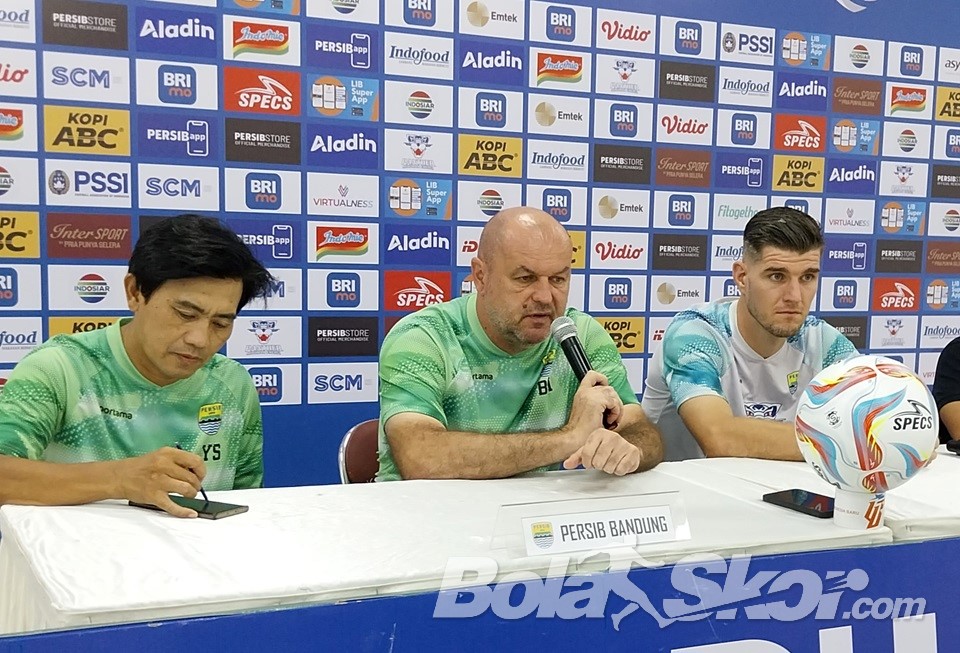 Persib Bandung Ingin Jadikan Arema FC Tumbal