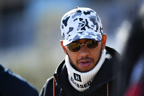 Mesin Mercedes Kalah dari Ferrari dan Honda di Kualifikasi GP Brasil, Lewis Hamilton Bingung 