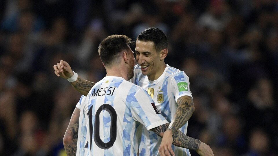 Pelatih Argentina Respons Niat Pensiun Messi dan Di Maria