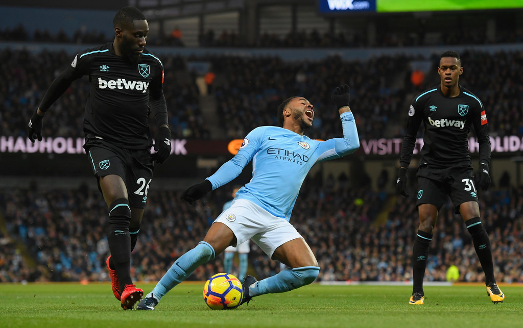 Arsene Wenger Sebut Pemain Inggris Saat Ini Jago Diving